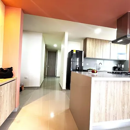 New, Spacious And Comfortable 3bd 1500 Sq Foot Ocean View 514 Apartment *