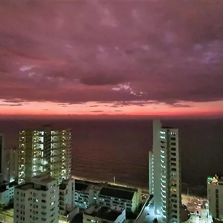 Apartamento New, Spacious And Comfortable 3bd 1500 Sq Foot Ocean View 514