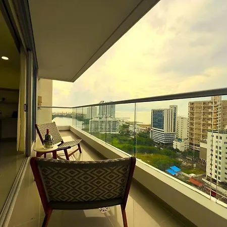 New, Spacious And Comfortable 3bd 1500 Sq Foot Ocean View 514 Cartagena