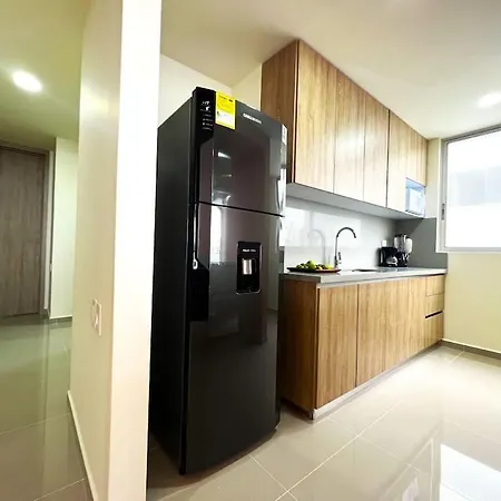 Apartamento New, Spacious And Comfortable 3bd 1500 Sq Foot Ocean View 514 *